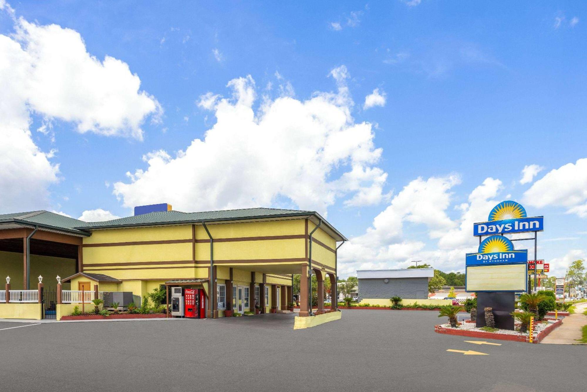 Days Inn By Wyndham Waycross Zewnętrze zdjęcie